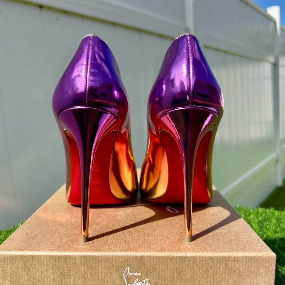 BRAND NEW Christian Louboutin Metallic Purple and Gold Heels